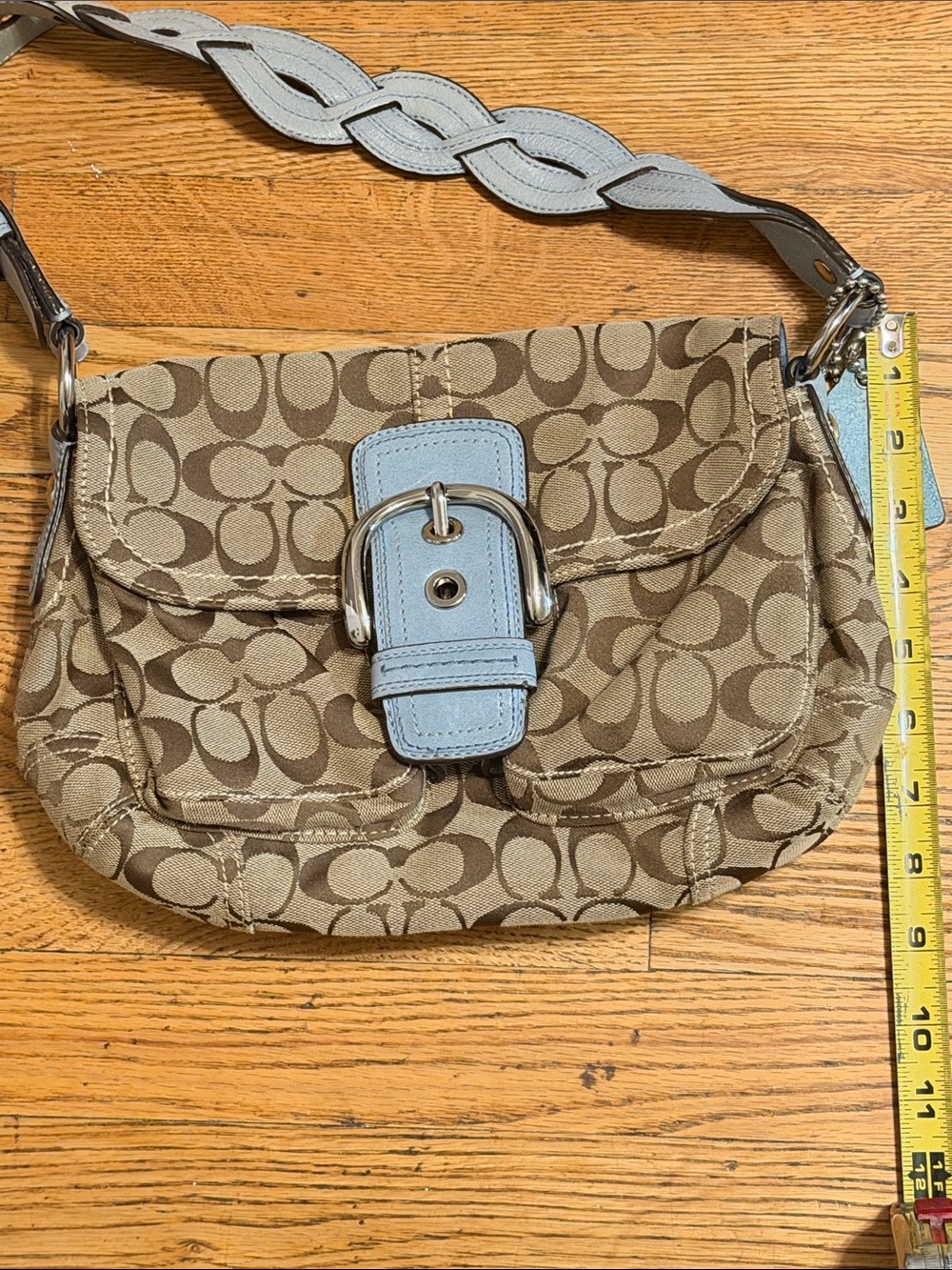 Coach soho flap Tan Signature Canvas Shoulder Bag with Light Blue Trim vintage - Picture 8 of 8